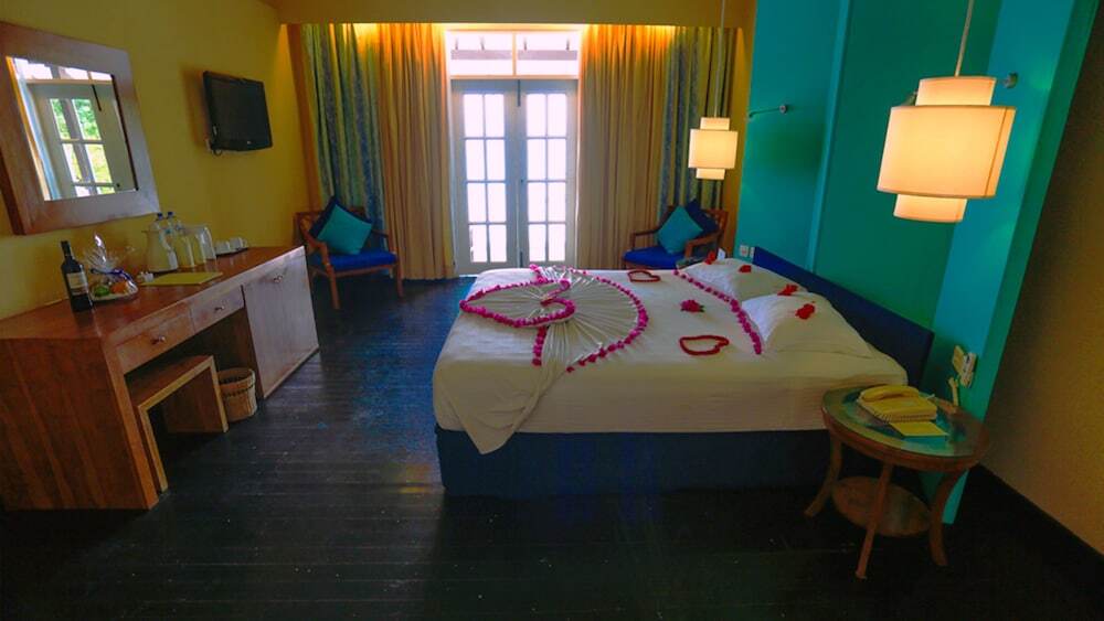 Hotel Adaaran Select Meedhupparu Raa Atoll Exterior foto